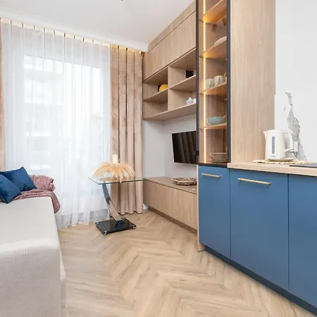 Lägenhet Comfortable And Stylish In By Renters