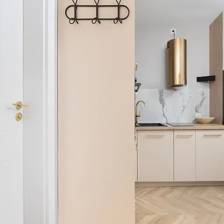 Comfortable And Stylish In By Renters *